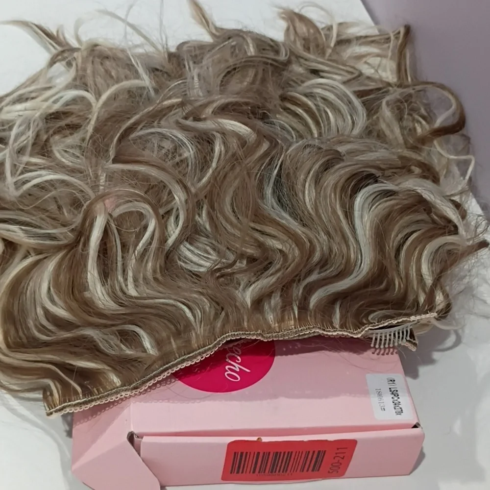Clip-In Hair Extensions 24” Beach Waves • Ash Brown + Platinum Highlights • 4PCS